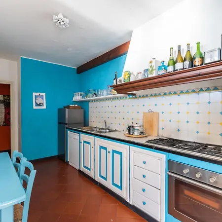 Hostdomus - La Terrazza Sul Mare Appartamento